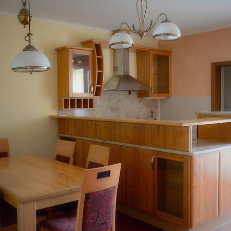 Harmony Hall Apartments Hradec Králové Esterno foto