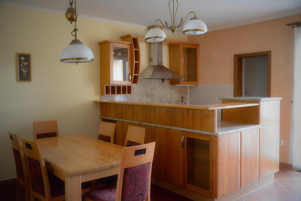 Harmony Hall Apartments Hradec Králové Esterno foto