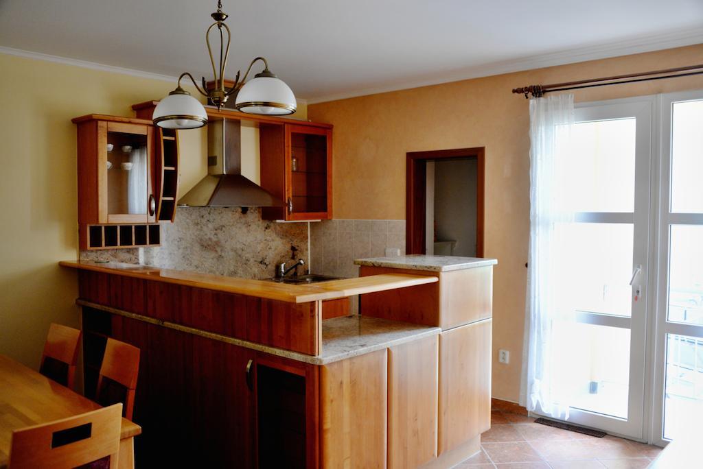 Harmony Hall Apartments Hradec Králové Esterno foto
